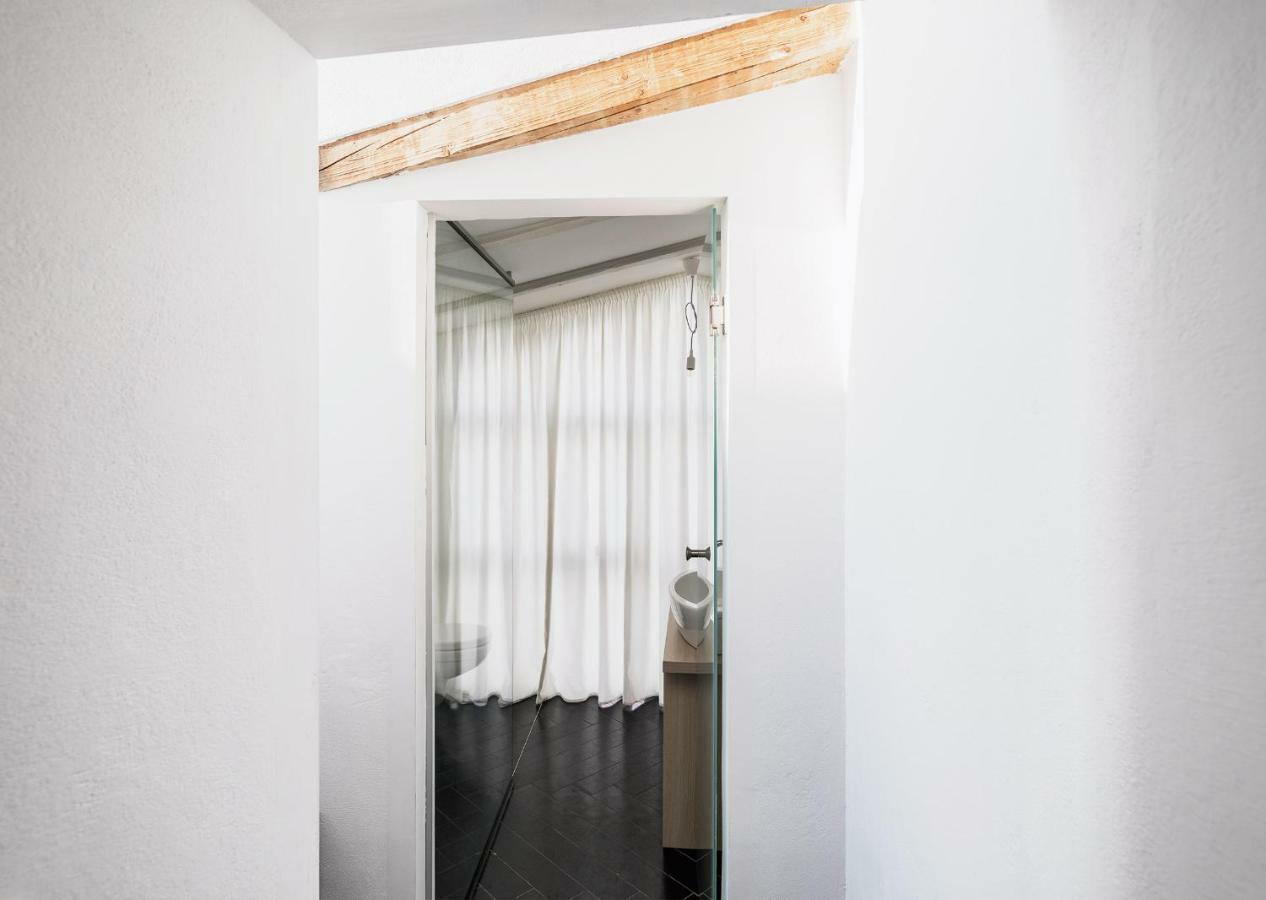 Labum Accommodation Изола Экстерьер фото